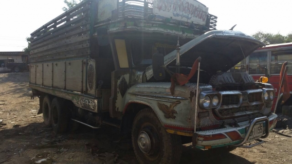 รถหัวยาว isuzu 165 เกียร์ ร็อค ช่วงล่าง มิตซู เครื่องดี คันชีสวย เอกสารพร้อมโอน ม.97