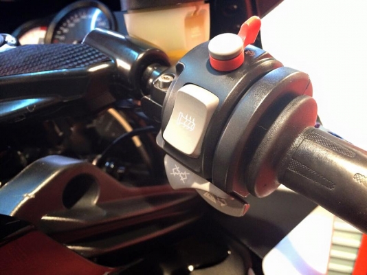 T&T BIKE RAMA2ขายBMW K1200s 2007 ABS ทะเบียนแท้ สมอราคา 390000 เท่านั้น T&T BIKE RAMA2ขายBMW K1200s 2007 ABS ทะเบียนแท้ สมอราคา 390000 เท่านั้น