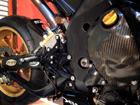 T&amp;T BIKE RAMA2 ขายYAMAHA R1 ปี2004 สเปคเมกา ทะเบียนแท้ๆมาพร้อมของเเต่ง แท้ทั้งคันในราคา 369000