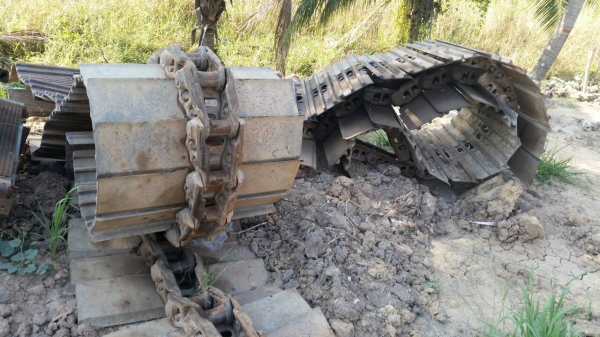 ขายด่วน โช้พร้อมใบPC200-5 80\% ขายแล้วครับ ส่งที่สุราษฎร์ ครับ