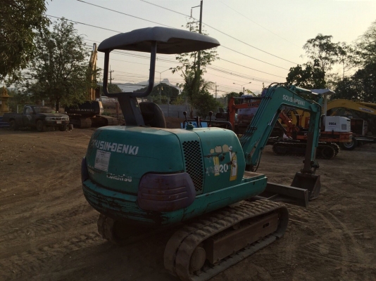 ขายรถแบ็คโฮ KOMATSU PC20-7 รถเก่านอกจาก JAPAN รถ 2500 ชั่วโมง มีเอกสารแจ้งจำหน่าย ขายรถแบ็คโฮ KOMATSU PC20-7 รถเก่านอกจาก JAPAN รถ 2500 ชั่วโมง มีเอกสารแจ้งจำหน่าย