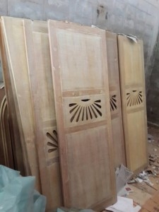 บานประตูตู้ไม้สักบานเลื่อน