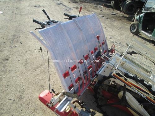 รถปลูกข้าวดำนาแบบเดินตาม   YANMAR    AP45 รหัสสินค้า : 13001423 หรือเพิ่มเติมไดที่ www.nihonmono.com