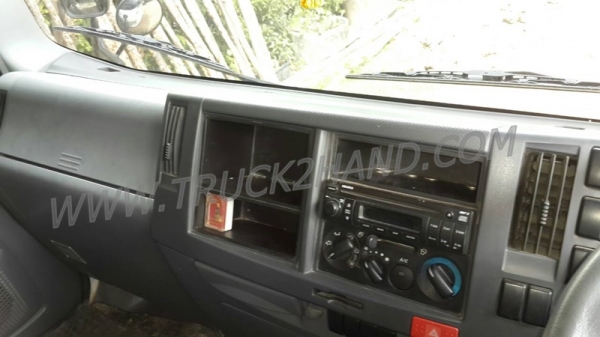 รถบรรทุก 6 ล้อดัมพ์ ISUZU NQR 175 แรงม้า ปีจดทะเบียน 2555 รถบรรทุก 6 ล้อดัมพ์ ISUZU NQR 175 แรงม้า ปีจดทะเบียน 2555