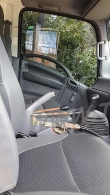 รถบรรทุก 6 ล้อดัมพ์ ISUZU NQR 175 แรงม้า ปีจดทะเบียน 2555 รถบรรทุก 6 ล้อดัมพ์ ISUZU NQR 175 แรงม้า ปีจดทะเบียน 2555