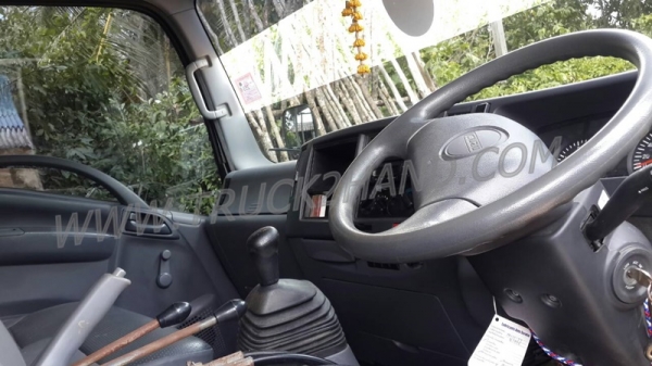 รถบรรทุก 6 ล้อดัมพ์ ISUZU NQR 175 แรงม้า ปีจดทะเบียน 2555 รถบรรทุก 6 ล้อดัมพ์ ISUZU NQR 175 แรงม้า ปีจดทะเบียน 2555