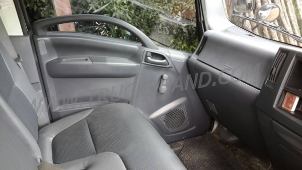 รถบรรทุก 6 ล้อดัมพ์ ISUZU NQR 175 แรงม้า ปีจดทะเบียน 2555 รถบรรทุก 6 ล้อดัมพ์ ISUZU NQR 175 แรงม้า ปีจดทะเบียน 2555