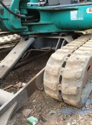 ขายรถแบ็คโฮ KOMATSU  PC20-7 รถเก่านอกจาก JAPAN  รถ 2500 ชั่วโมง มีเอกสารแจ้งจำหน่าย