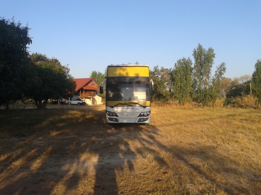 รถบัส ยี่ห้อ ISUZU 275 แรงม้า รถบัส ยี่ห้อ ISUZU 275 แรงม้า