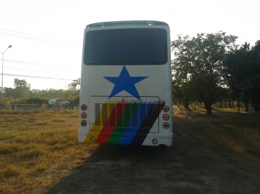 รถบัส ยี่ห้อ ISUZU 275 แรงม้า รถบัส ยี่ห้อ ISUZU 275 แรงม้า