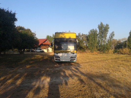 รถบัส ยี่ห้อ ISUZU 275 แรงม้า รถบัส ยี่ห้อ ISUZU 275 แรงม้า