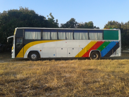 รถบัส ยี่ห้อ ISUZU 275 แรงม้า รถบัส ยี่ห้อ ISUZU 275 แรงม้า