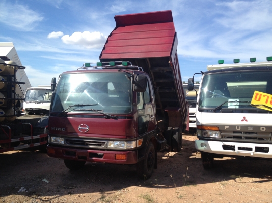 ตามสภาพถูกๆค่ะ HINO สิงห์ไฮเทค เครื่อง 165 แรงม้าดั้มพ์ดิน ยาว 3.80 เมตร กว้าง 2.0 เมตรยาง 825/16 รถสวยพร้อมใช้ค่ะ ราคาไม่แพงหาดั้มพ์วิ่งดินโทรมาเลยค่ะ