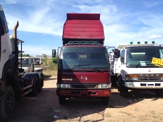 ตามสภาพถูกๆค่ะ HINO สิงห์ไฮเทค เครื่อง 165 แรงม้าดั้มพ์ดิน ยาว 3.80 เมตร กว้าง 2.0 เมตรยาง 825/16 รถสวยพร้อมใช้ค่ะ ราคาไม่แพงหาดั้มพ์วิ่งดินโทรมาเลยค่ะ