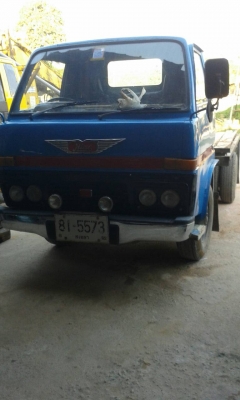 ขายรถบรรทุก 4 ล้อใหญ่พี้นเรียบ TOYOTA 88 แรงม้า ทะเบียนพร้อม ราคา 95000