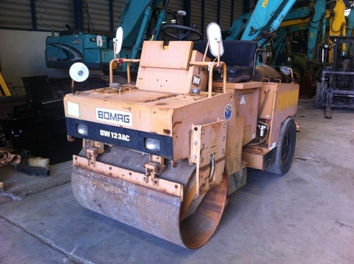 SAKAI BW123AC 098-858-5524 สามภพ ครับ