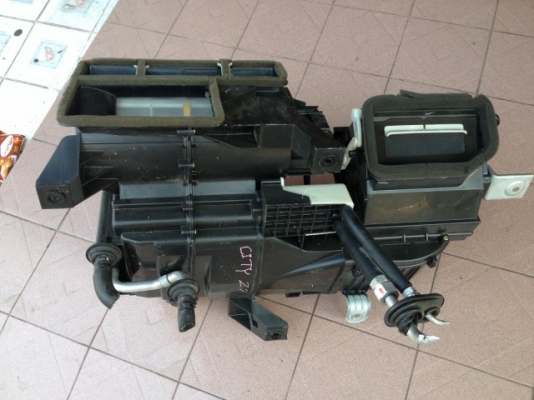 ตู้เเอร์ครบชุด HONDA CITY เเมงสาปของเก่าญี่ปุ่นเเท้สภาพสวย