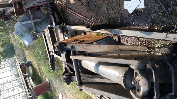 ขายกระบะคอกเกษตร ถอดจากHino FL 1j ขายกระบะคอกเกษตร ถอดจากHino FL 1j