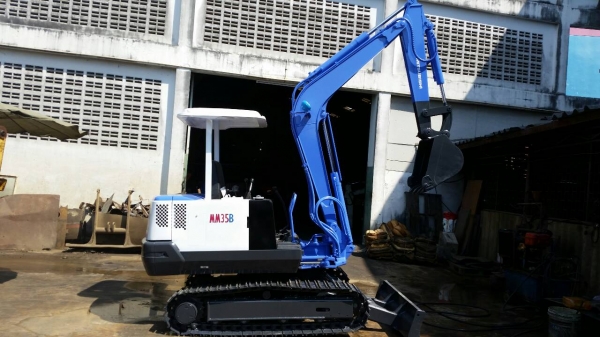 ขาย รถขุด MITSUBISHI รุ่น MM35 มือถือ/LINE ID :0818753444