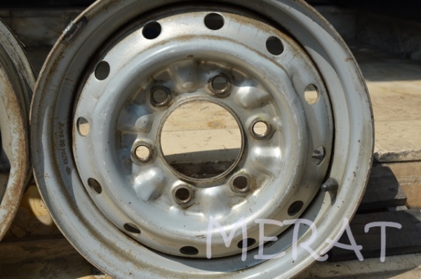 ขายล้อกระบะ 6 รู พร้อมฝาครอบ 3,500.-