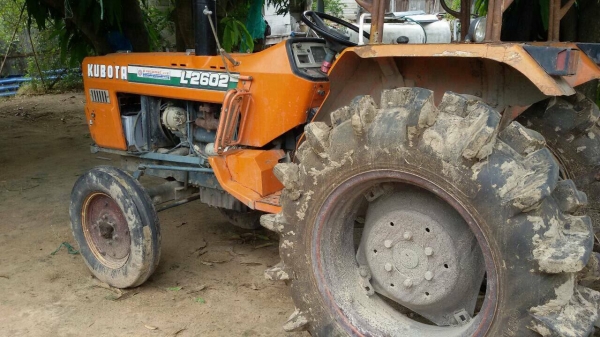 แทรคเตอร์ คูโบต้า L2602 พร้อมผาน 6 และโรตารี่