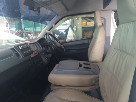Toyota commuter 2.5ปี08 d4d