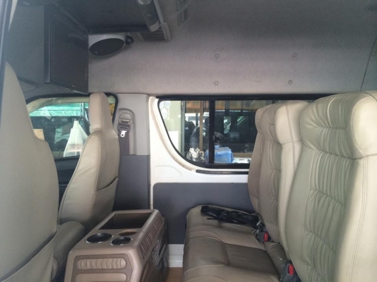 Toyota commuter 2.5ปี08 d4d