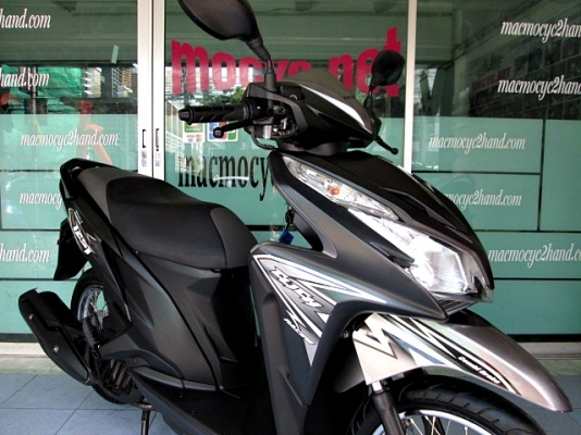 CLICK 125 i รุ่น racing ระบบ combibrake สีดำด้าน รถเดือน เมษายน ปี56 ไมล์ 3038 โล ของแถม 3 รายการ 35900