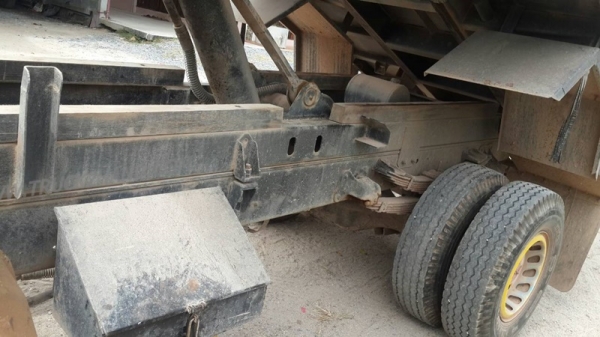 รถบรรทุกดัมพ์  HINO   150  แรงม้า   ปีจดทะเบียน 2541