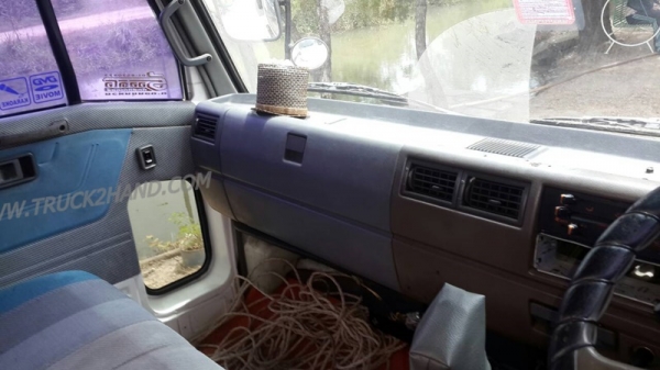 รถบรรทุกดัมพ์  HINO   150  แรงม้า   ปีจดทะเบียน 2541