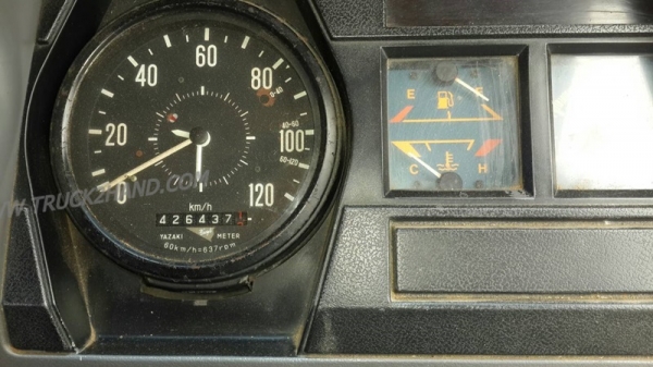 รถบรรทุกดัมพ์  HINO   150  แรงม้า   ปีจดทะเบียน 2541