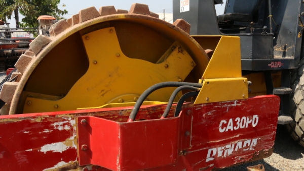 รถบดเก่านอก DYNAPAC CA30D ล้อหนาม ไม่มีอินวอย มีสัญญาซื้อขายบริษัทออกให้