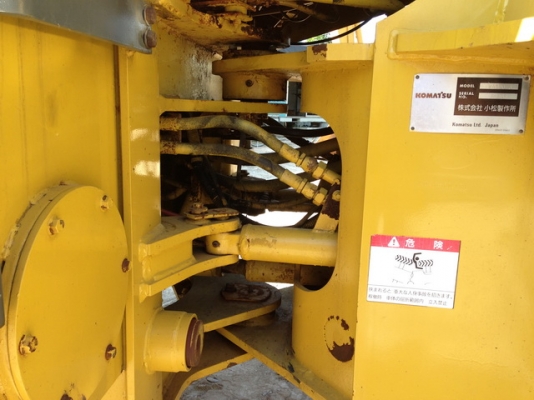 WA 100-3 เครื่อง 6สูบ นำเข้าจากญี่ปุ่น รถ 3,000 ชั่วโมง งาม ไร้ที่ติ ราคาพิเศษ 090-986-2521 อ๊อบ WA 100-3 เครื่อง 6สูบ นำเข้าจากญี่ปุ่น รถ 3,000 ชั่วโมง งาม ไร้ที่ติ ราคาพิเศษ 090-986-2521 อ๊อบ