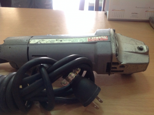 ขายหินเจีย makita รุ่น9500 NB