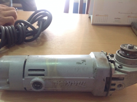 ขายหินเจีย makita รุ่น9500 NB