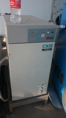 ขายปั๊มลมสกรู Kobelco 30 แรงม้าพร้อมแอร์ดายเออร์120,000 บาท , ชิลเลอร์แอร์ 3 ตัน30,000 บาท,ประตูอัตโนมัติ 2 บานๆละ30,000 บาท