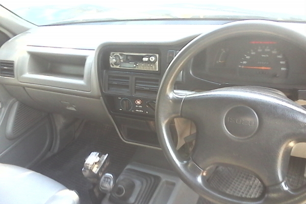 ดราก้อน หัวเดี่ยว ปี 99 เครื่อง 2500 เทอโบว์ ดราก้อน หัวเดี่ยว ปี 99 เครื่อง 2500 เทอโบว์