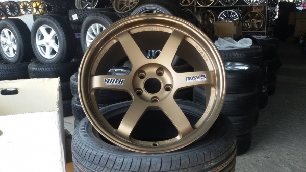 ล้อใหม่ TE37 หน้า 9.5 หลัง 10.5