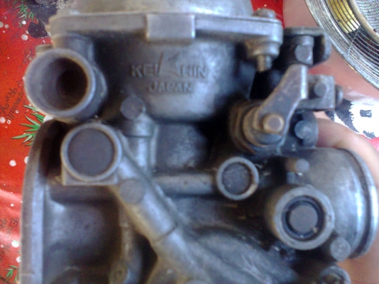 ขาย คาบูCBR400 กับ มอเตอร์ไดร์สตาร์ ซื้อมาไม่ได้ใช้เพื่อใครหาของอยู่ แยกขายด้วยคับ