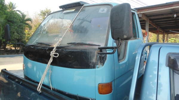 ขายหัวรถ โตโยต้าสวยๆอุปกรณ์ครบ หัวยกได้ภายในสวยมีสายเกียพร้อมครับ