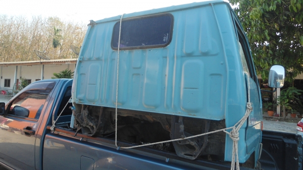 ขายหัวรถ โตโยต้าสวยๆอุปกรณ์ครบ หัวยกได้ภายในสวยมีสายเกียพร้อมครับ