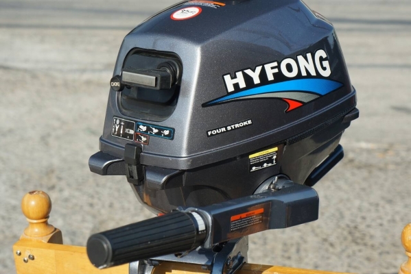 ขายเครื่อง outboard สองจังหวะ 2.5hp.เหลือ5ตัวสุดท้ายขายเหมาตัวละ6500ครับ ขายเครื่อง outboard สองจังหวะ 2.5hp.เหลือ5ตัวสุดท้ายขายเหมาตัวละ6500ครับ