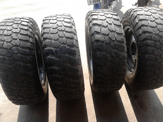 265/70R17 แม๊ก เบ้ดเล่ พร้อมยาง BF Goodrich  MUD -Terrain T/A  ชุด 4  ล้อ  ปี 2012  TEL.081-427-3941