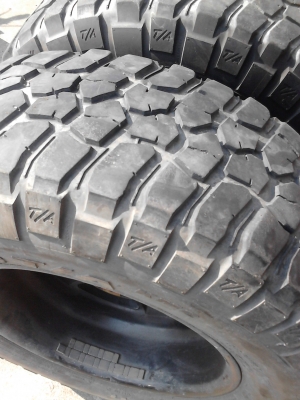 265/70R17 แม๊ก เบ้ดเล่ พร้อมยาง BF Goodrich  MUD -Terrain T/A  ชุด 4  ล้อ  ปี 2012  TEL.081-427-3941