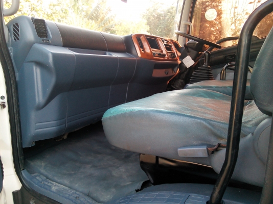 6 ล้อใหญ่  *Euro.2*  HINO  MEGA  FG1JPRA  220 แรงม้า  *ยาว 7.20 ม.* รถสวยเดิม+สวยจริง+พร้อมใช้งาน * รถห้างแท้ * มีเล่มพร้อม *