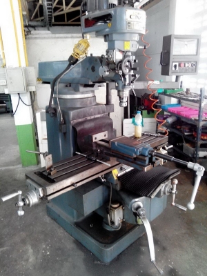 ขายมิลลิ่ง ใต้หวัน 2 ตัว M4 ออโต้ 2 แกน มีลิเนี่ย เครื่องยังใหม่ สภาพดี สวย เงียบดี ต่อรองได้จ้า