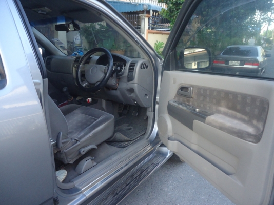 ขาย ดีแมค hilander 4 ประตู ปี 2003 ราคา 270,000. บาท ขาย ดีแมค hilander 4 ประตู ปี 2003 ราคา 270,000. บาท