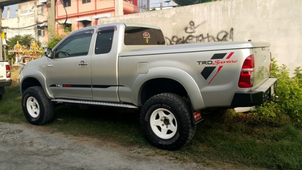 VIGO 4x4 2005 Extra Cab สีบรอนเงิน VIGO 4x4 2005 Extra Cab สีบรอนเงิน
