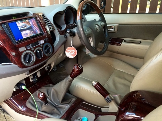 VIGO 4x4 2005 Extra Cab สีบรอนเงิน VIGO 4x4 2005 Extra Cab สีบรอนเงิน