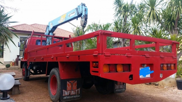 ขายหกล้อเครนอิซุซุ 175 เครน 3 ตัน5 ปอก เครื่องดี ครัชซีดี เครนสวย ราคาตามสภาพ พร้อมใช้